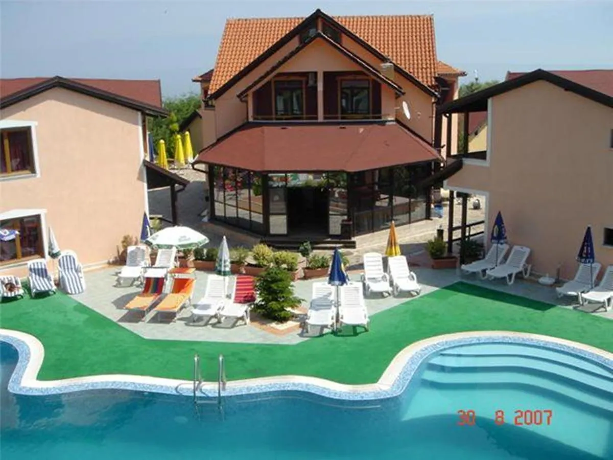 Hotel Lyhnidas Udenisht 4*,  Albania